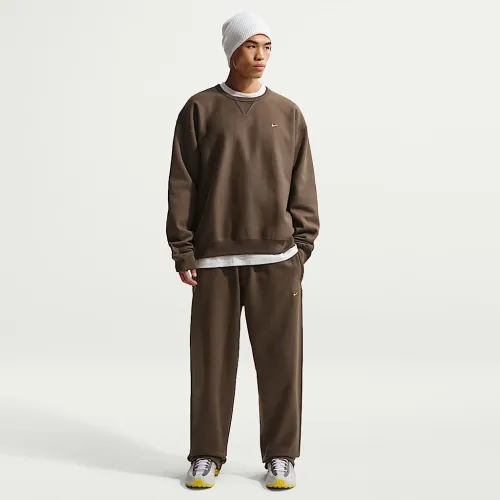 Nike Solo Swoosh мужские Fleece Open-Hem Pants цвет коричневый