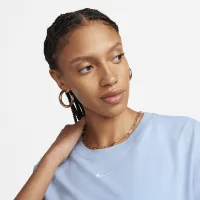 Nike Sportswear Essential жіноча футболка блакитний