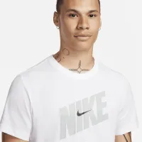 Nike чоловічі Dri-FIT Fitness футболка колір білий