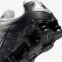 Nike Shox TL жіноча Кросівки колір чорний