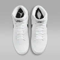 Nike Jordan 1 Retro Metal чоловічі бейсбольні бутси колір білий