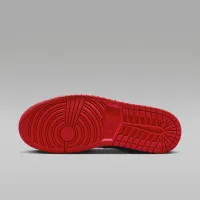 Nike Air Jordan 1 Low чоловічі Кросівки колір чорний