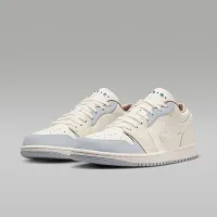 Nike Air Jordan 1 Low женская Кроссовки цвет белый