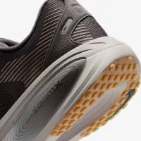Nike Vomero 18 мужские Road Running Кроссовки цвет коричневый