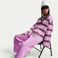 Nike Sportswear Phoenix Fleece женская С высокой Талией Wide-Leg Logo Pants цвет фиолетовый