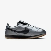 Nike Cortez SE чоловічі Кросівки колір сірий