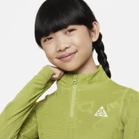 Nike ACG Therma-FIT Big детские (Girls') 1/4-Zip Long-Sleeve Top цвет зеленый