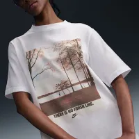Nike Sportswear женская Short-Sleeve Graphic футболка цвет белый