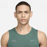 Nike Miler Flash чоловічі Running Tank Top колір зелений