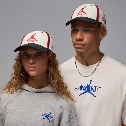 Nike Jordan x Awake NY Structuколір червоний Club Hat колір білий