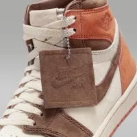 Nike Air Jordan 1 Retro High SP жіноча Кросівки колір коричневий