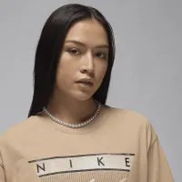 Nike Jordan Flight Heritage жіноча Graphic футболка колір коричневий