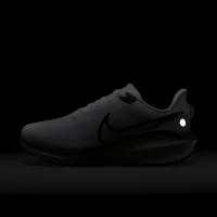 Nike Vomero 17 жіноча Road Running Кросівки колір білий