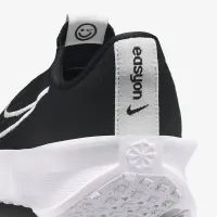 Nike Interact Run EasyOn женская Road Running Кроссовки цвет черный