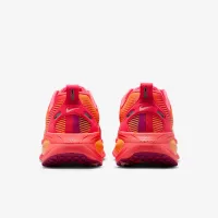 Nike Vomero 18 SE женская Road Running Кроссовки цвет красный