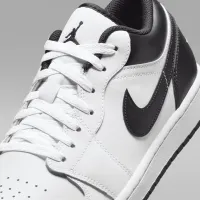 Nike Air Jordan 1 Low чоловічі Кросівки колір білий