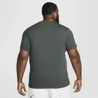Nike Sportswear чоловічі футболка колір зелений