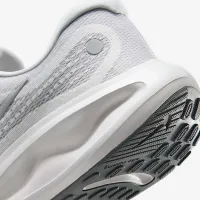 Nike Journey Run чоловічі Road Running Кросівки колір білий