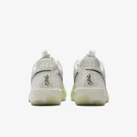 Nike G.T. Cut 3 баскетбольні Кросівки колір сірий