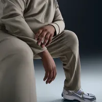 Nike 24.7 ImpossiblySoft мужские Dri-FIT Pants цвет зеленый