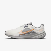 Nike Quest 5 мужские Road Running Кроссовки цвет белый