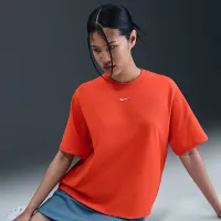 Nike Sportswear Essential жіноча Boxy футболка колір червоний