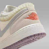 Nike Air Jordan 1 Low SE Big детские Кроссовки цвет белый