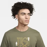 Nike чоловічі Fitness футболка колір зелений