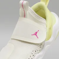 Nike Jordan 23/7 Little дитячі Кросівки колір білий