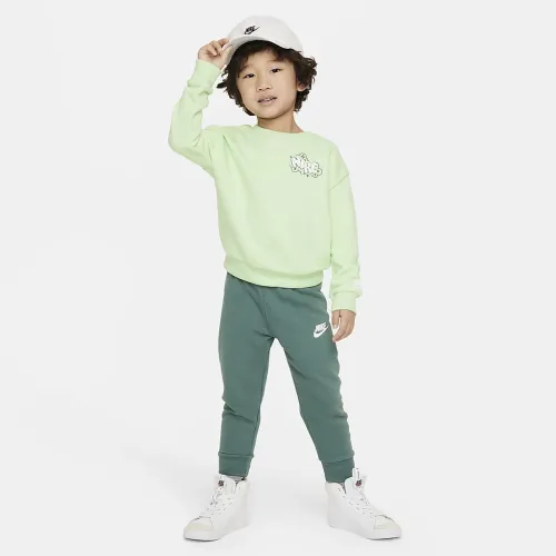 Nike Sportswear Create Your Own Adventure Toddler French Terry Graphic Crew комплект колір зелений