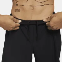 Nike Yoga мужские 2-in-1 шорты цвет черный