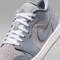 Nike Air Jordan 1 Low SE чоловічі Кросівки колір сірий