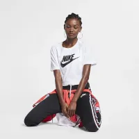 Nike Sportswear Essential жіноча Cropped Logo футболка колір білий