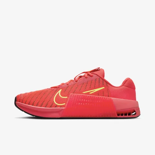 Nike Metcon 9 чоловічі для тренування Кросівки колір червоний
