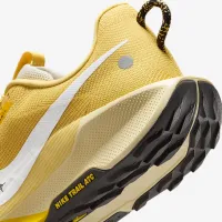 Nike Pegasus Trail 5 чоловічі Trail Running Кросівки Yellow