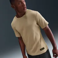 Nike Sportswear футболка колір коричневий