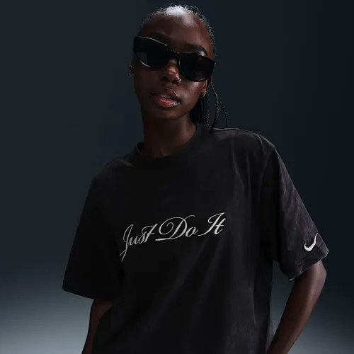 Nike Sportswear женская футболка цвет черный