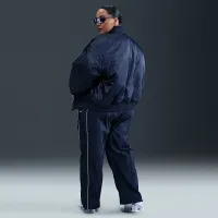 Nike Sportswear женская Therma-FIT Reversible Bomber Куртка (большие размеры) синий