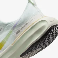 Nike Invincible 3 женская Road Running Кроссовки цвет зеленый