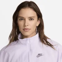 Nike Sportswear Essential Windrunner женская Woven Куртка цвет фиолетовый