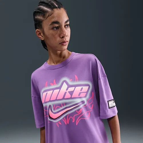 Nike Sportswear женская оверсайз Graphic футболка цвет фиолетовый