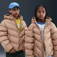 Nike Sportswear All Day Play Big дитячі Therma-FIT Loose-Fit Puffer Куртка колір коричневий