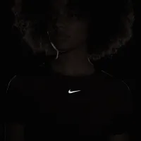 Nike One Classic жіноча Dri-FIT Short-Sleeve Cropped Top колір чорний