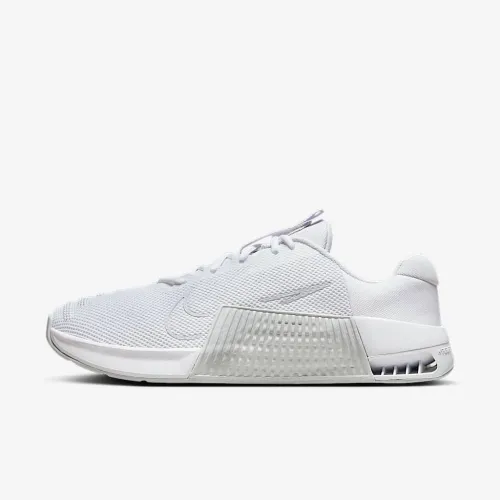 Nike Metcon 9 чоловічі для тренування Кросівки колір білий