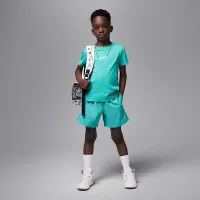 Nike Jordan Little детские Jumpman Air Embroideцвет красный футболка цвет зеленый