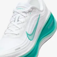 Nike Vomero Plus женская Road Running Кроссовки цвет белый