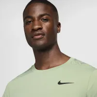 NikeCourt Slam чоловічі Dri-FIT Tennis Top колір зелений
