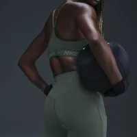 Nike Universa жіноча Medium-Support З високою талією 7/8 лосіни з кишенямиколір зелений