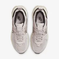 Nike V2K Run жіноча Кросівки колір фіолетовий