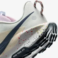Nike Pegasus Trail 5 жіноча Trail Running Кросівки колір білий